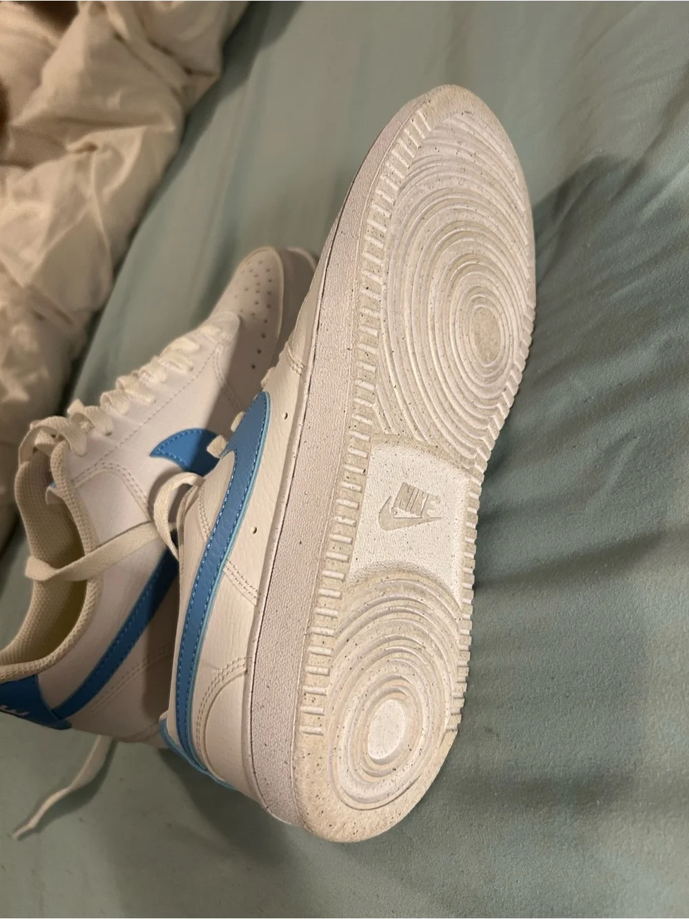 Nike women’s low